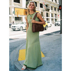 Women's Princess Polly Green Beige Striped Sleeveless‎ Maxi Dress Size 4